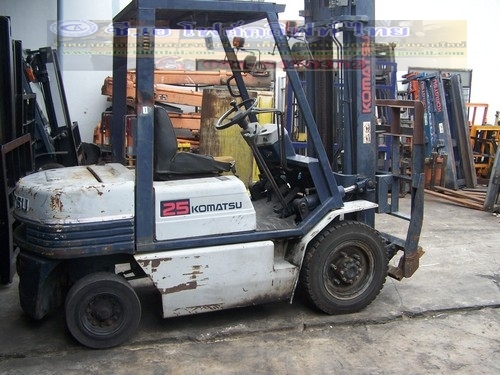 ขาย รถโฟล์คลิฟท์ KOMATSU รุ่น FD25H-11