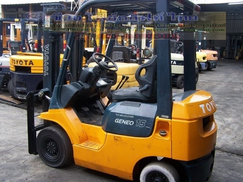 ขายรถ โฟล์คลิฟท์ TOYOTA รุ่น 7-FD15