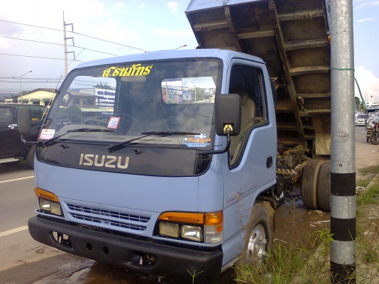 ขายหกล้อดั้มพ์ ISUZU NPR 120ปี41 ดั้มพ์สามมิตรสวยๆๆค่ะ ขายหกล้อดั้มพ์ ISUZU NPR 120ปี41 ดั้มพ์สามมิตรสวยๆๆค่ะ