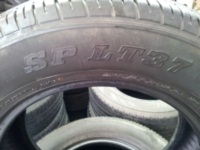 ขายยาง215/65/16 ยาง DUNLOP SP SP  LT  37 ปี 12 ( 1ชุด )