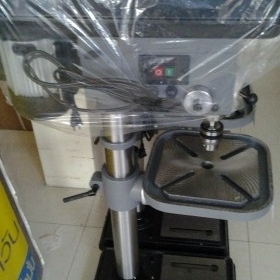 สว่านแท่นเจาะ digital depth display  winner  หน้าจอดิจิตอลแสดงความลึกในการเจาะ