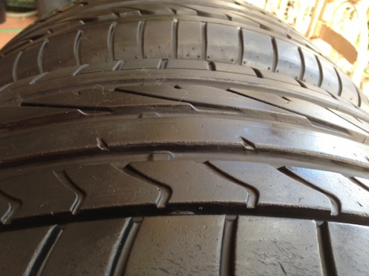 ขายยาง Bridgestone RE050A 245/40/18 ปี10 สวยดอก90\% 1คู่ 5,300 Call 0899672139 นายครับ บริการจัดส่งทั่วประเทศ ขายยาง Bridgestone RE050A 245/40/18 ปี10 สวยดอก90\% 1คู่ 5,300 Call 0899672139 นายครับ บริการจัดส่งทั่วประเทศ