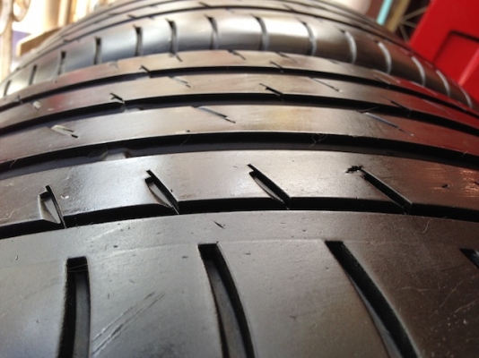 ขายยาง Continental 265/35/18 Germany ปี11 สวยดอก70\% 1คู่ 5,500 Call 0899672139 นายครับ บริการจัดส่งทั่วประเทศ