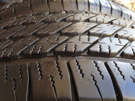 ขายยาง Michelin Cross 265/65/R17 ปี10 สวยดอก90\% 1ชุด 6,900 Call 0899672139 นายครับ บริการจัดส่งทั่วประเทศ ขายยาง Michelin Cross 265/65/R17 ปี10 สวยดอก90\% 1ชุด 6,900 Call 0899672139 นายครับ บริการจัดส่งทั่วประเทศ