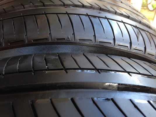 ขายยาง Yokohama Advan db 265/35/18 japan ปี11 สวยดอก80\% 1คู่ 6,500 Call 0899672139 นายครับ บริการจัดส่งทั่วประเทศ