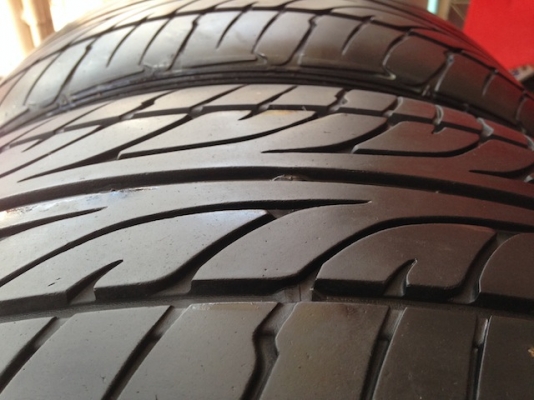 ขายยาง Dunlop lm703 225/40/18 ปี10 สวยๆ 1คู่ 3,800 Call 0899672139 นายครับ บริการจัดส่งทั่วประเทศ ขายยาง Dunlop lm703 225/40/18 ปี10 สวยๆ 1คู่ 3,800 Call 0899672139 นายครับ บริการจัดส่งทั่วประเทศ