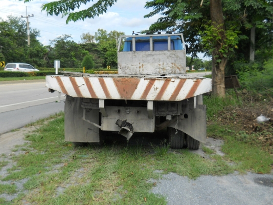 รถบรรทุก 10 ล้อ เพลาเดียว พื้นเรียบ รถบรรทุก 10 ล้อ เพลาเดียว พื้นเรียบ