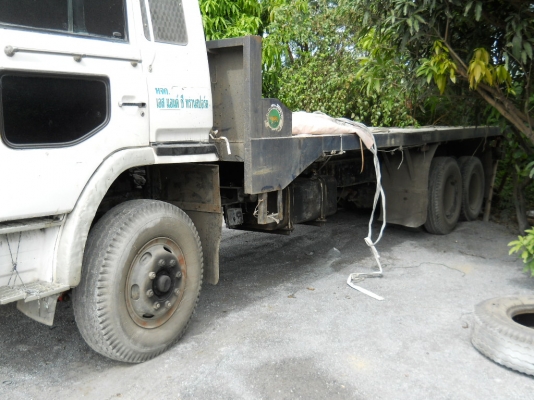 รถบรรทุก 10 ล้อ เพลาเดียว พื้นเรียบ รถบรรทุก 10 ล้อ เพลาเดียว พื้นเรียบ