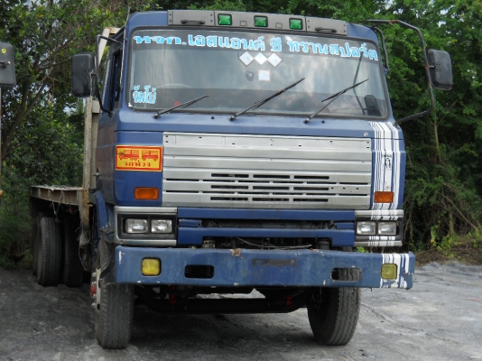 รถบรรทุก 10 ล้อ เพลาเดียว พื้นเรียบ รถบรรทุก 10 ล้อ เพลาเดียว พื้นเรียบ