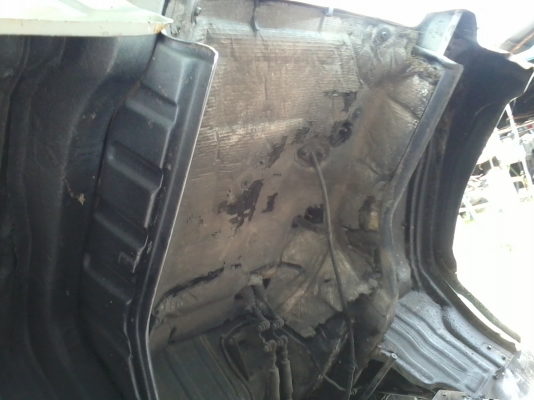 ขายหกล้อHINO  2WHKA  ห้างแท้ ลดราคาเหลือเพียง545000บาท