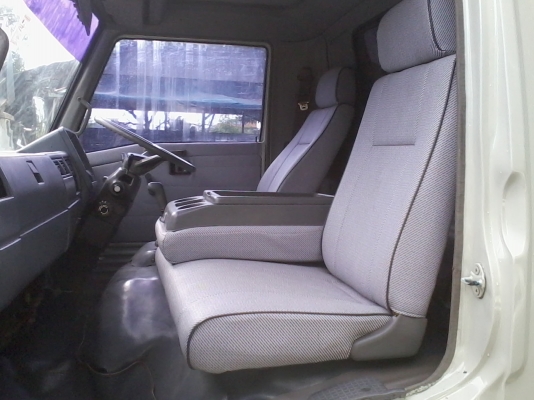 ขายหกล้อHINO  2WHKA  ห้างแท้ ลดราคาเหลือเพียง545000บาท