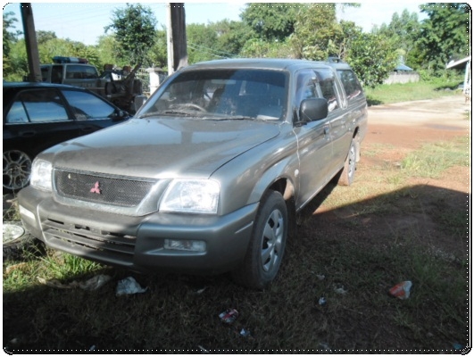 มิสซูบิชิ 4 ประตู ปี 2003