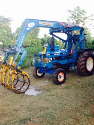 รถพร้อมคีบ สภาพพร้อมใช้ เอาไปลงงานได้เลยคับ