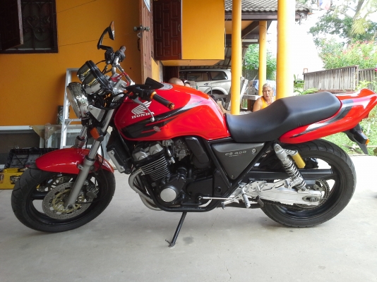 Honda Cb400cc.