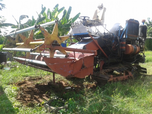 ขายรถเกี่ยวข้าวรองกระสอบ