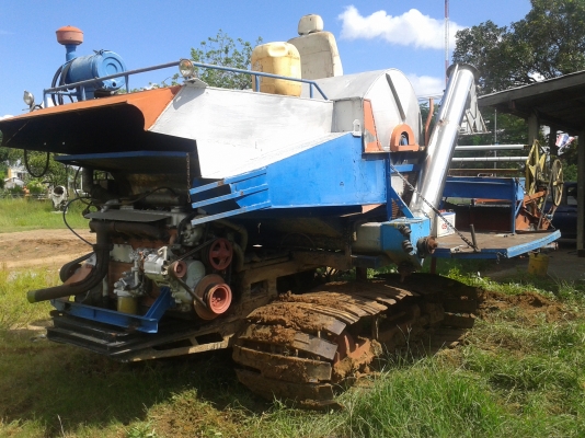 ขายรถเกี่ยวข้าวรองกระสอบ