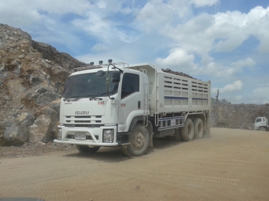 ขายดาวน์ isuzu deca 300