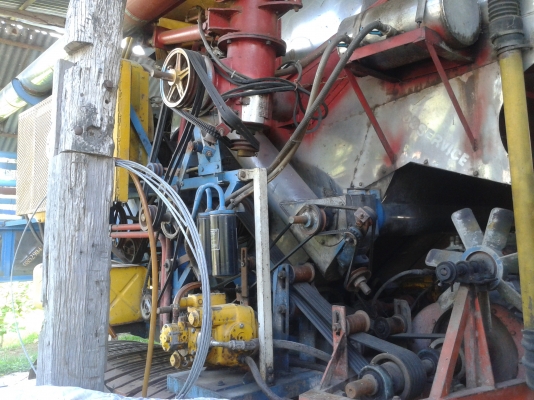 ขายรถเกี่ยวอุ้ม2.5ตัน