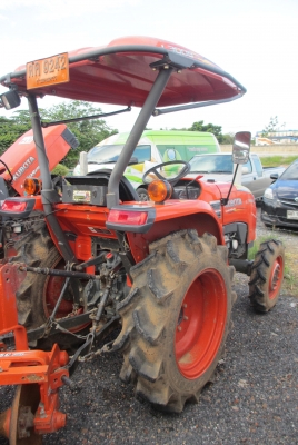จองก่อนเดือนนี้ ลดไปเลย 10,000 KUBOTA  L3008   ชั่วโมงน้อย 112 ชั่วโมง คุณภาพเยี่ยม รถไร่ พร้อมผาน ตราช้าง