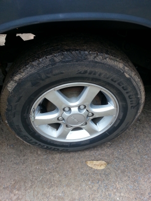 ฝากขายรถบ้าน  ISUZU ปี40 รถบางเดิมสวยๆพร้อมใช้ค่ะ