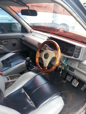 ฝากขายรถบ้าน  ISUZU ปี40 รถบางเดิมสวยๆพร้อมใช้ค่ะ