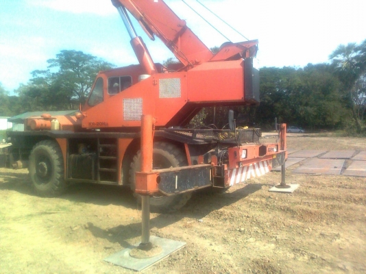 ขายรถเครน 4 ล้อ 20 ตัน KATO Mark 3  ปั๊ม 3 ตอน มีกิ๊ป ขาตรง