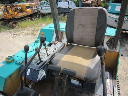 ขาย รถขุดเล็ก KOMATSU รุ่น PC40-5-แทร็กเหล็ก มือสองญี่ปุ่น ขาย รถขุดเล็ก KOMATSU รุ่น PC40-5-แทร็กเหล็ก มือสองญี่ปุ่น