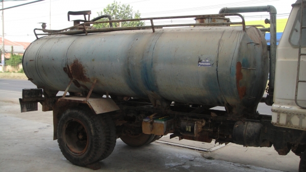 HINO KL300 เครื่อง150แรง รถน้ำ 9000 ลิตร สภาพดี