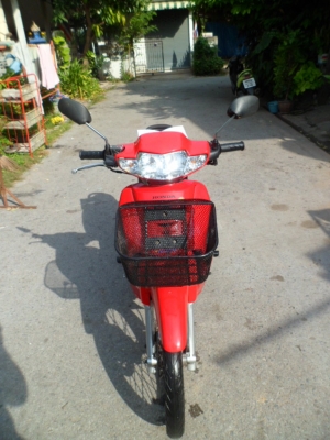 ขายเวฟ 100ปี46(ลงล้ออย่างเดียว)เครื่องไม่เคยแกะ