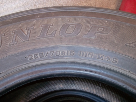 ยาง 255/70 ขอบ 16 มี 3เส้น