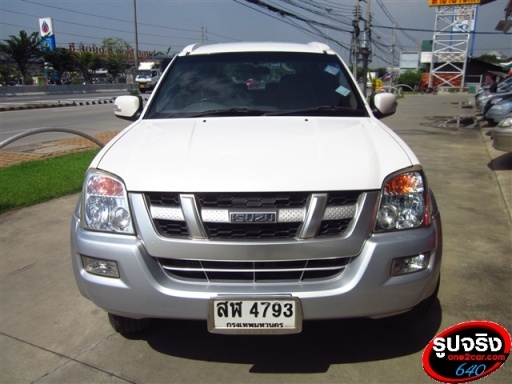 ISUZU MU 7 เครื่อง 3000 เกียร์ออโต้ ปี 2006 ขับ 2WD ดาวน์ 15,000 บาท