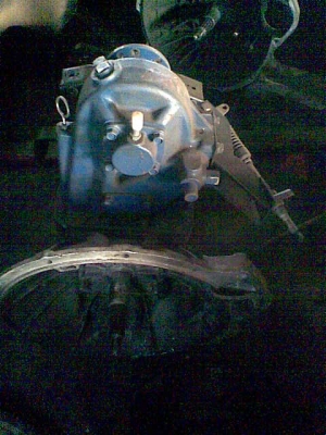 ขายเกียร์ อีซูซุ NPR รุ่น 4HF1 สำหรับใส่รถโม่ปูน