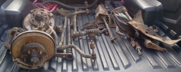 แยกขายช่วงล่างด้านหน้าของฮีโร่ และของถอดจากม้าโดดหลายรายการ