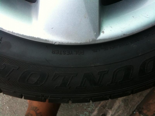 ขายยางมือสองพร้อมกระทะเหล็ก 165/65/14 DUNLOP ปี 2012 ดอกเพียบ