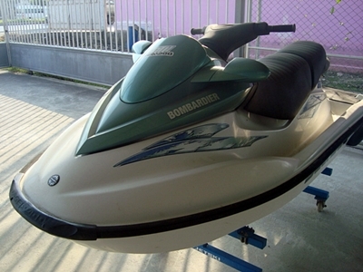 ขายเืรือ เจ๊ตสกี เเบบนั่งรุ่น GTI 720 ถอยหลังได้