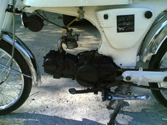 ขาย Suzuki A100 เครื่องดรีมเล่มทะเบียนเครื่อง พ่นดำด้าน สีตัวรถใหม่สวยๆเครื่องสมบูรณ์มาก ขาย 15500 บาท ขาย Suzuki A100 เครื่องดรีมเล่มทะเบียนเครื่อง พ่นดำด้าน สีตัวรถใหม่สวยๆเครื่องสมบูรณ์มาก ขาย 15500 บาท