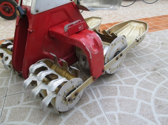 รหัส:12000984เครื่องพรวนหญ้าในร่องข้าวTG028D-CF51-017799(3PS.)ประหยัดน้ำมันเคลื่อนที่ง่ายwww.nihonmono.com