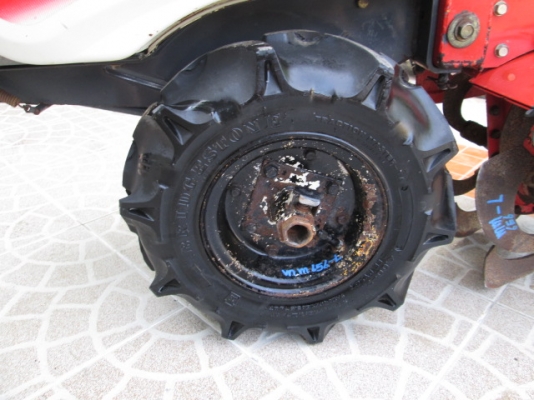 รหัส:12000982รถพรวนดินเดินตามเครื่องGM182Lเบนชิล(6.3ps)มีชุดพรวนดินกว้าง40cm.www.nihonmono.com