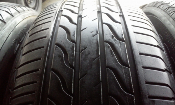 ขายยาง205 65 15 Michelin Primacy LC ปี10 เส้นละ800