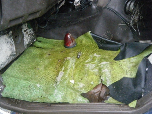 รถบรรทุก 10 ล้อบรรทุกน้ำมัน ยี่ห้อ MITSUBISHI รุ่น FUSO FN515M รถบรรทุก 10 ล้อบรรทุกน้ำมัน ยี่ห้อ MITSUBISHI รุ่น FUSO FN515M