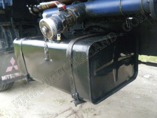 รถบรรทุก 10 ล้อบรรทุกน้ำมัน ยี่ห้อ MITSUBISHI รุ่น FUSO FN515M รถบรรทุก 10 ล้อบรรทุกน้ำมัน ยี่ห้อ MITSUBISHI รุ่น FUSO FN515M