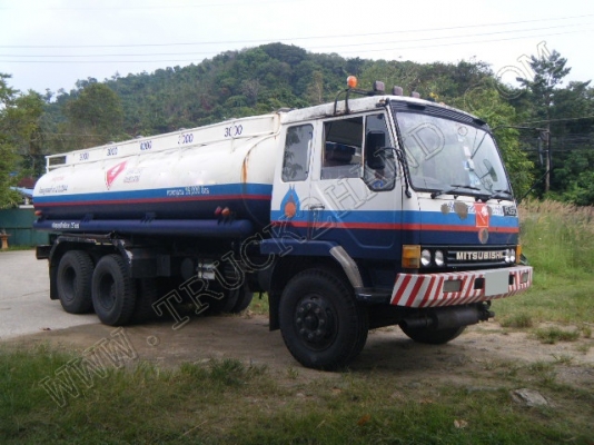 รถบรรทุก 10 ล้อบรรทุกน้ำมัน ยี่ห้อ MITSUBISHI รุ่น FUSO FN515M รถบรรทุก 10 ล้อบรรทุกน้ำมัน ยี่ห้อ MITSUBISHI รุ่น FUSO FN515M