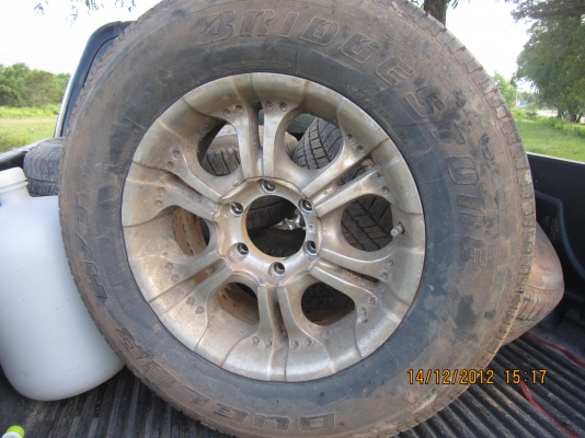 ขายแม็กชุบโครเมี่ยมพร้อมยางถูกๆ ขายแม็กชุบโครเมี่ยมพร้อมยางถูกๆ