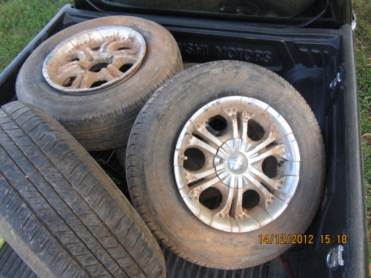 ขายแม็กชุบโครเมี่ยมพร้อมยางถูกๆ ขายแม็กชุบโครเมี่ยมพร้อมยางถูกๆ