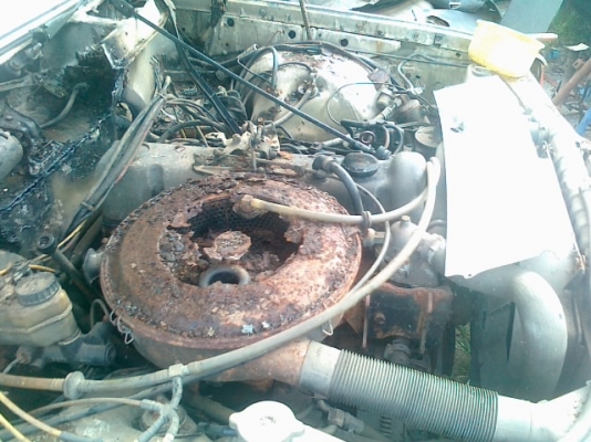 (จะซื้อเท่าไรว่ามา)ขายเครื่องเบนซ์ 5สูบ ดีเซล เครื่องดีแต่จอดนานรับประกันว่าเครื่องดีเคยใช้งานปกติ จอดทิ้งตั้งแต่ปี48เครื่องใบคุมหายนานแล้ว กรองอากาศผุ แต่รับประกันว่าเครื่องดี ขายเครื่อง22500ถ้าพร้อมเกียร์35000 หรือแยกขายเครื่อง23500เกียร์13500 หรือ โทรม