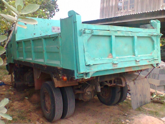 ขายรถ 6 ล้อดั้ม HINO 195 แรงเครื่อง HO7D เครื่องดีคัสซีสวยเบรคทิฟฟี่พวงมาลัยพาเวอร์จดทะเบียนปี 47 ทะเบียนพร้อมโอน