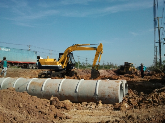 ขายแบ็คโฮล้อยาง KOMATSU PW 100