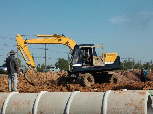 ขายแบ็คโฮล้อยาง KOMATSU PW 100