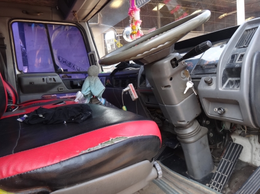 ขาย รถสิบล้อเพลาเดียวไม่ดั้มพ์  HINO  FL 3H  195   กระมิเนียม  สภาพใช้งานตามปกติ