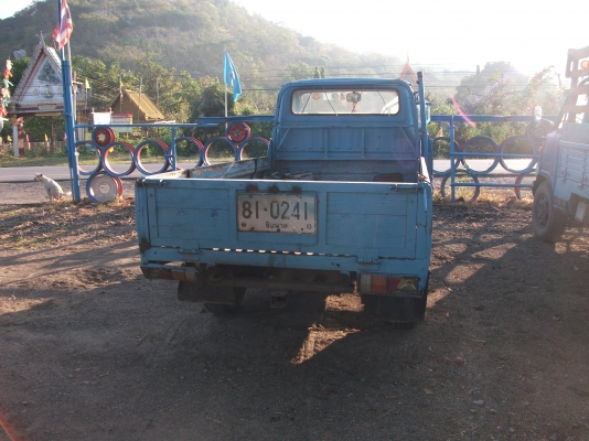 โตโยต้า 4 ล้อกลาง เครื่องอิซุซุฝาดำ มีทะเบียนพร้อมโอน